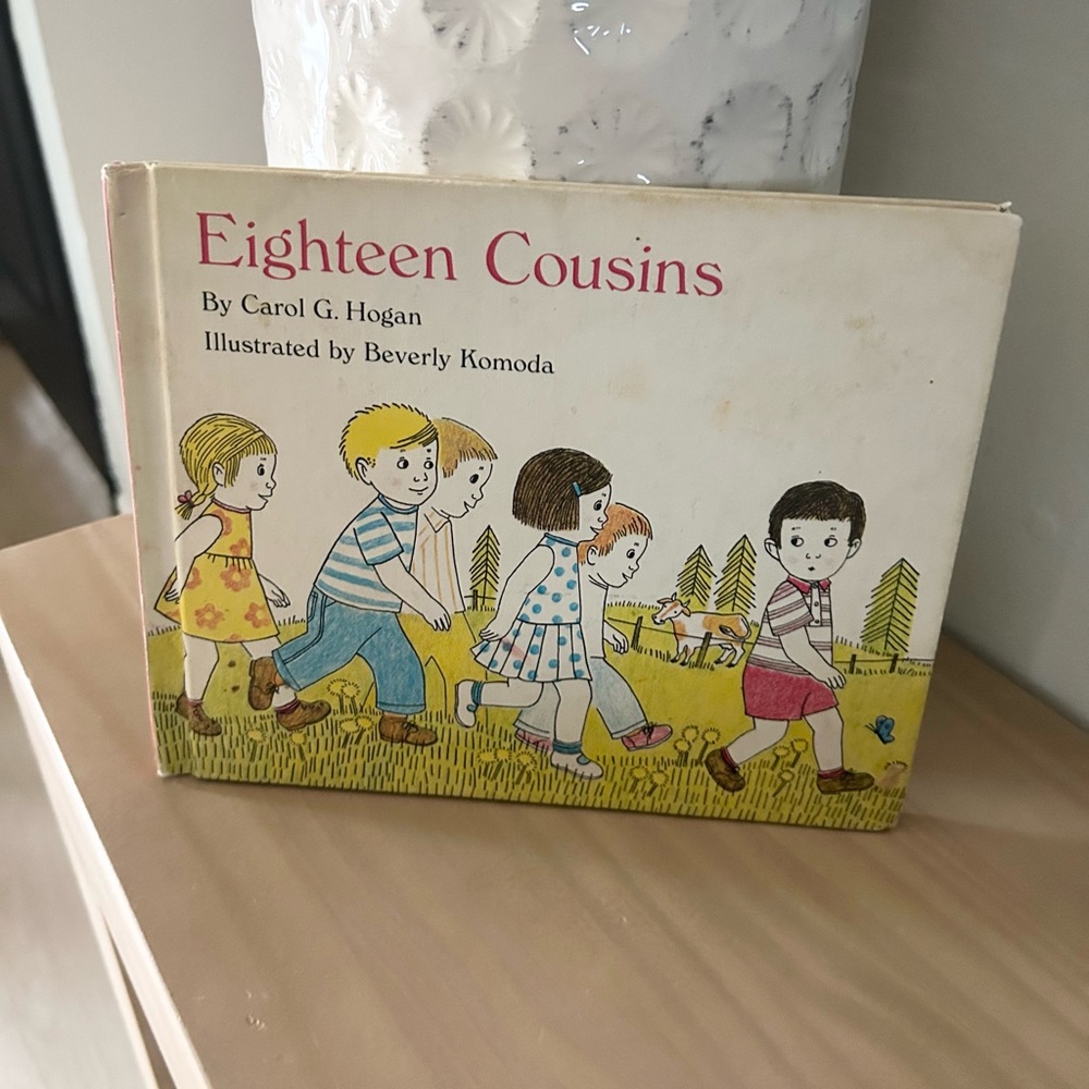 Vintage 1968 Eighteen Cousins Hardcover Children’s Book Hogan Komoda